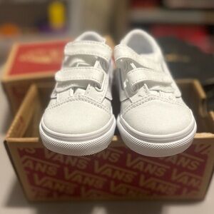 Vans Classic White Velcro Shoes